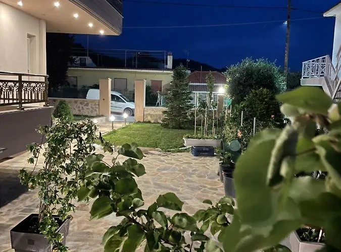 Pasithea House *