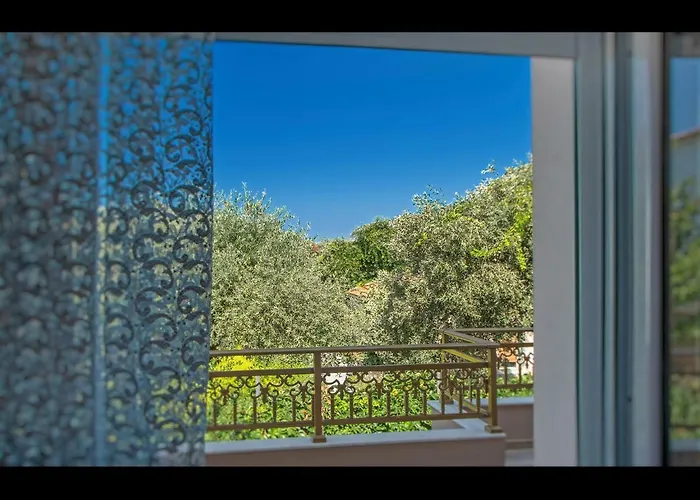 Pasithea House * 스칼라소티로스