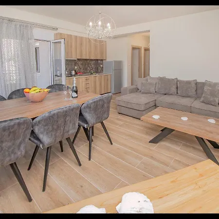 Pasithea House Apartament *